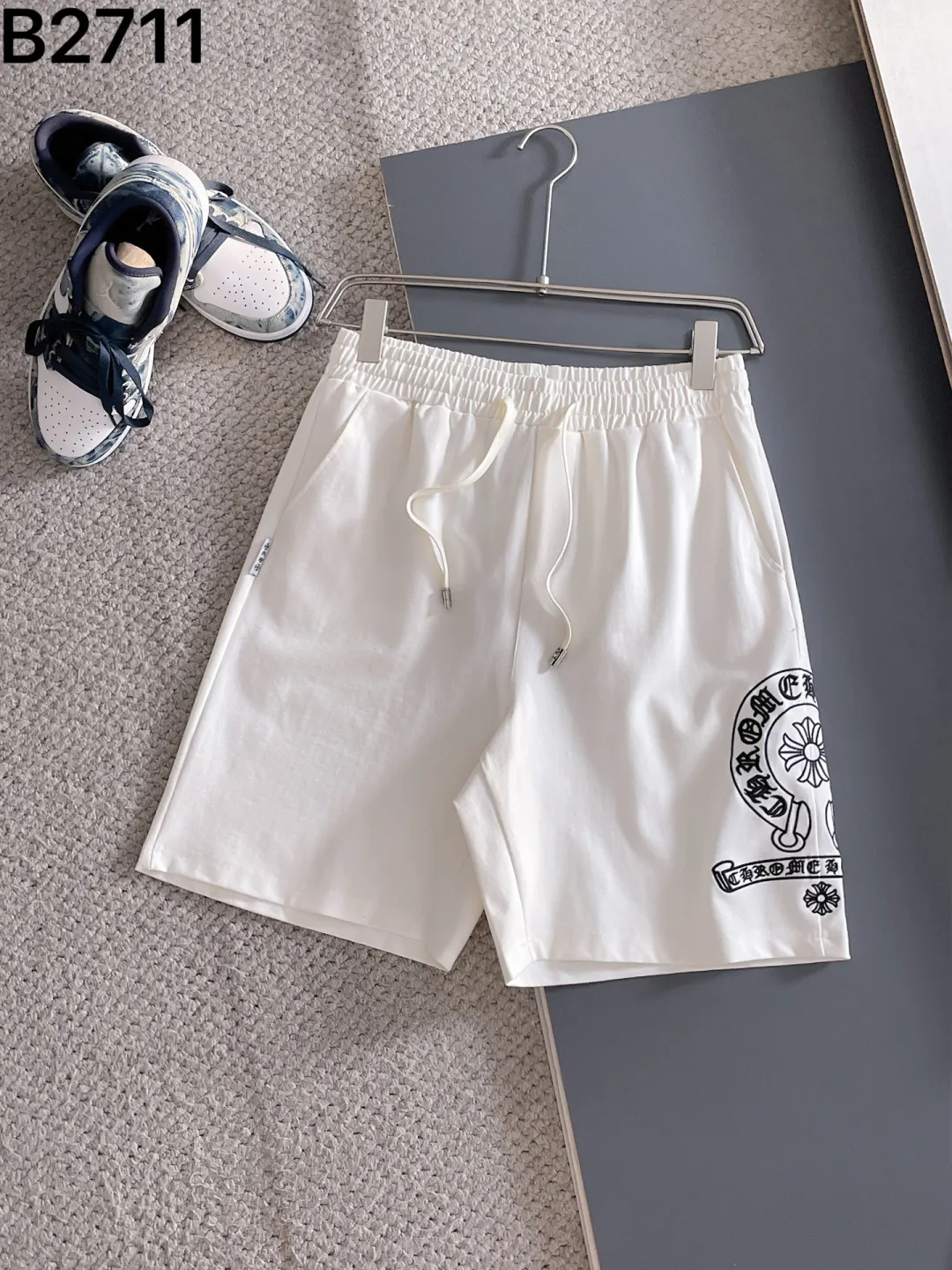 New Arrival ， ， logo。 ， ， ， ， Breathable， ， ：White Black Sizes：M-4XL